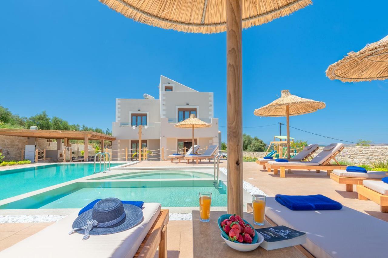 Ivoni Villa, An Iconic Summer Retreat, By Thinkvilla Perama  エクステリア 写真
